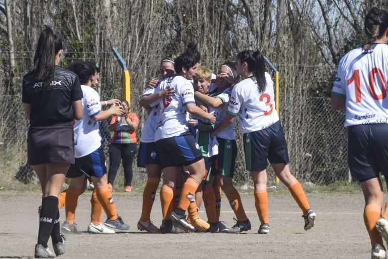 El Femenino Sale A La Cancha Comienza El Apertura De Primera Y Sub