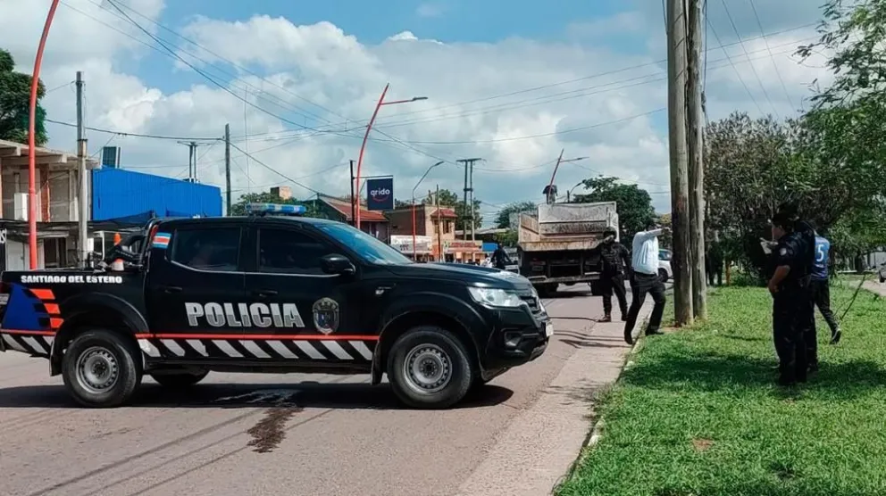 Horror: un nene de 6 años encontró un bebé enterrado en el patio de su casa