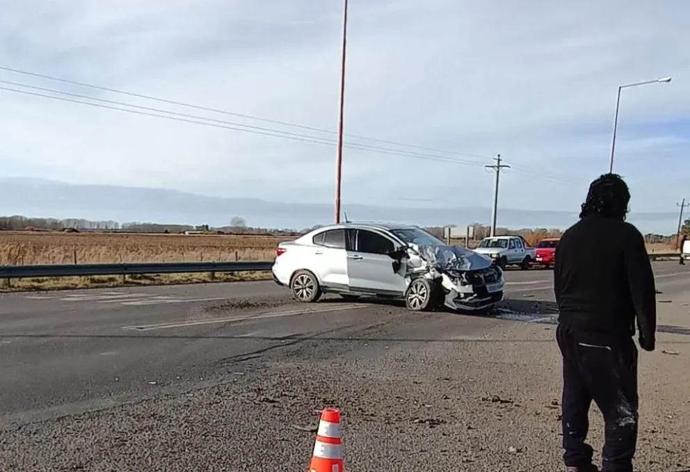 Un Dios aparte: Un choque de frente, con niños en uno de los autos, sólo provocó lesiones leves