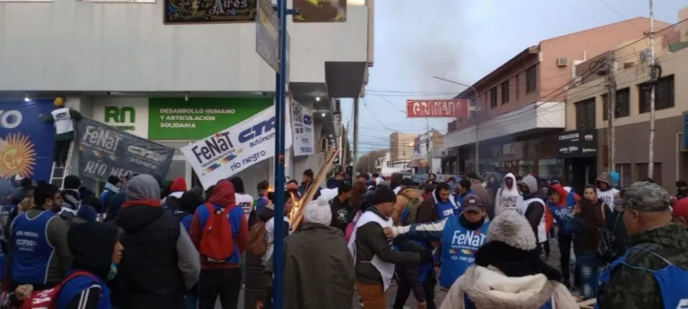  Protesta en Viedma por la situación crítica de comedores y merenderos