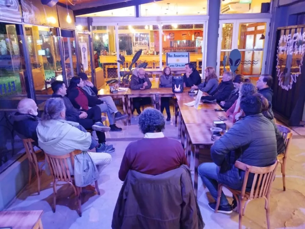 Los misterios del universo a través de experiencias y relatos.