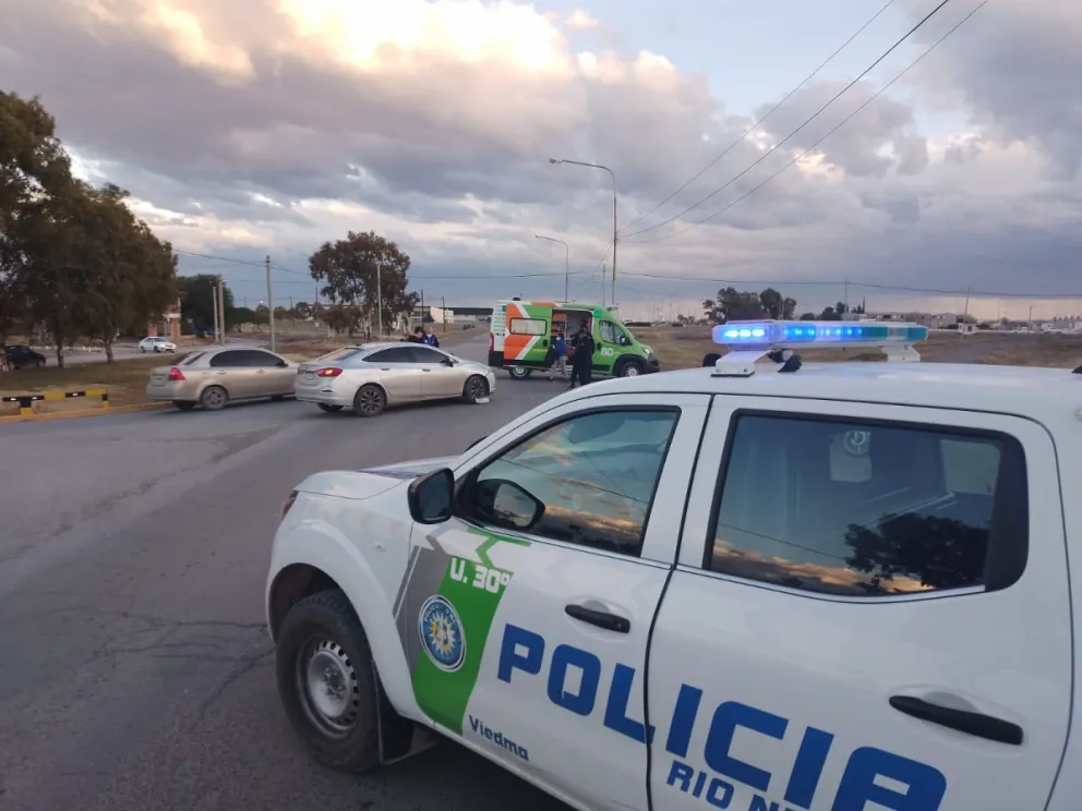 Joven motociclista resultó lesionada en un accidente de tránsito 