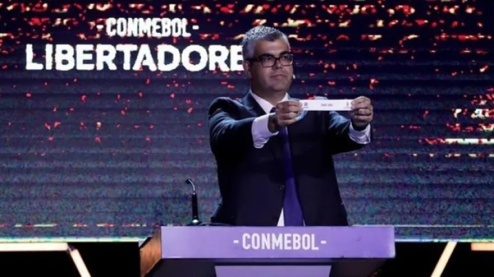 Se simuló en Asunción el sorteo de octavos de final con cruce entre equipos argentinos