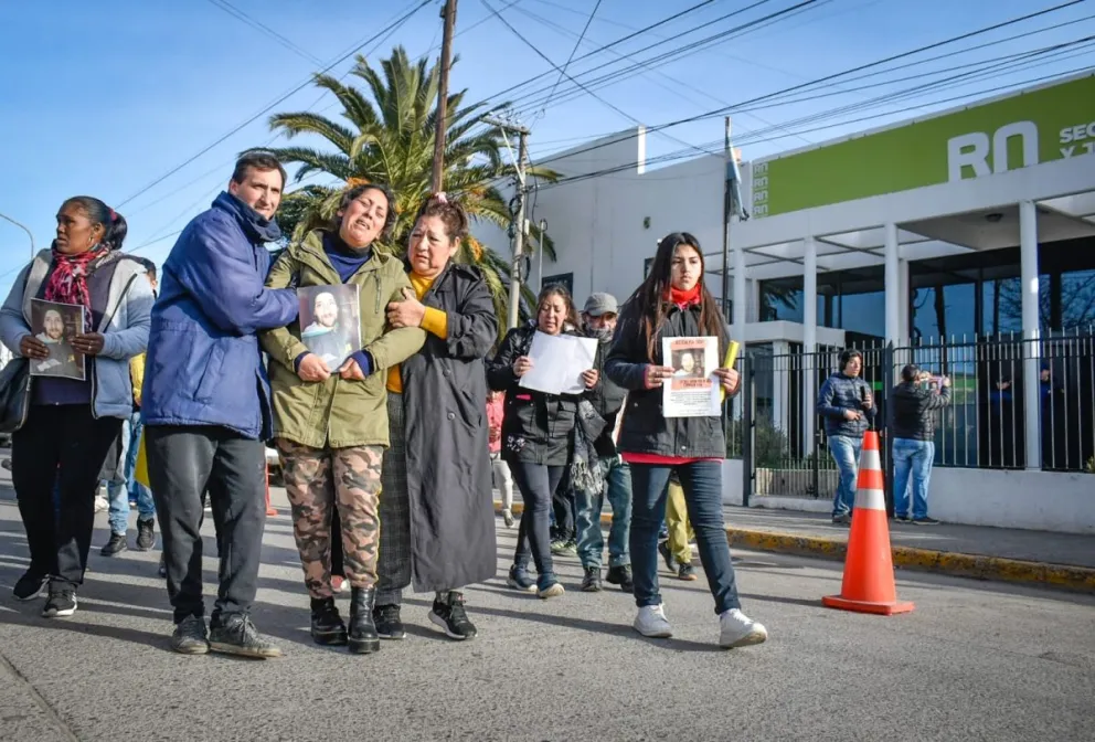 "Hubiera tenido un poquito de dignidad": la esposa de Caracciolo está dolida por el trato de la ministra Minor