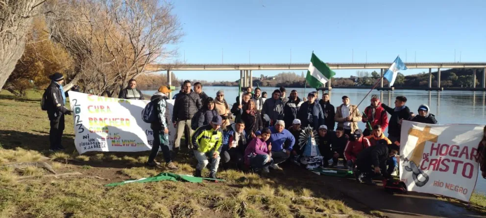 Jóvenes recuperados de adicciones continúan su misión en Viedma