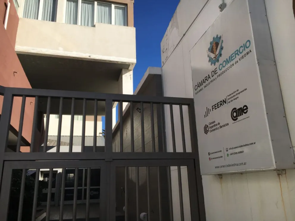  El Servicio de Empleo AMIA de la Cámara de Comercio de Viedma cumplió un año en la ciudad: cuál es el trabajo que realizan 