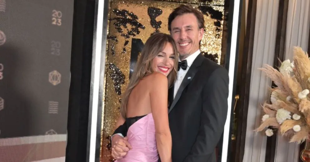 Pampita le dedicó una canción romántica a Roberto García Moritán: “Nadie sabe…” 