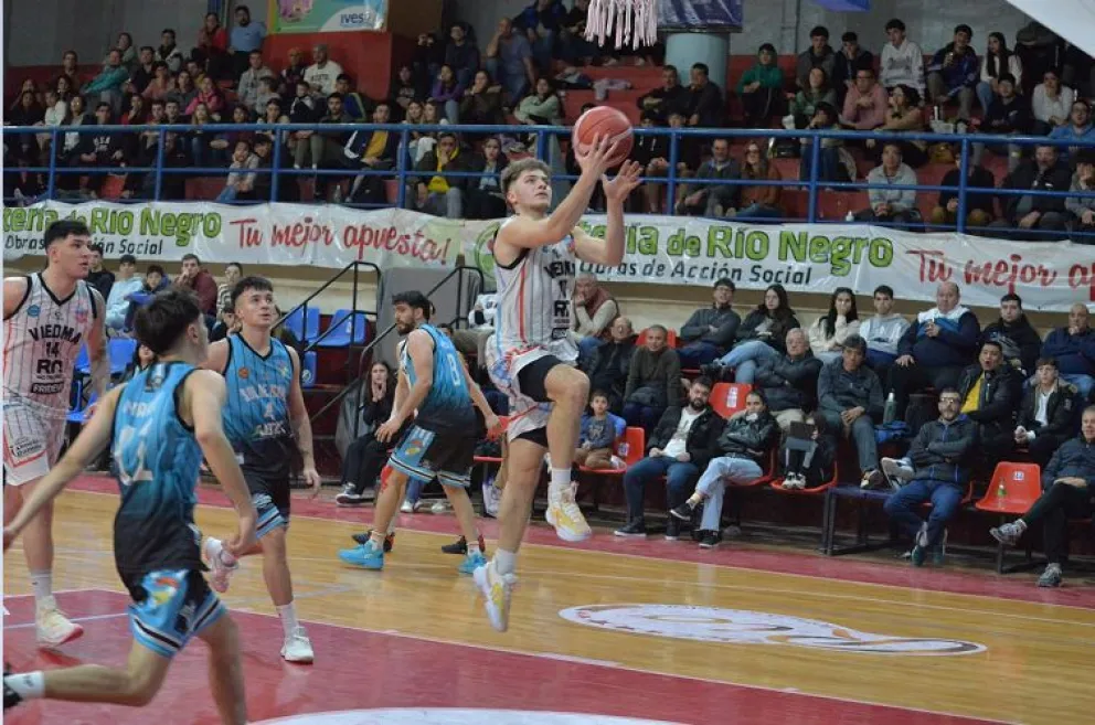 Deportivo Viedma se quedó con la primera final ante Sol de Mayo