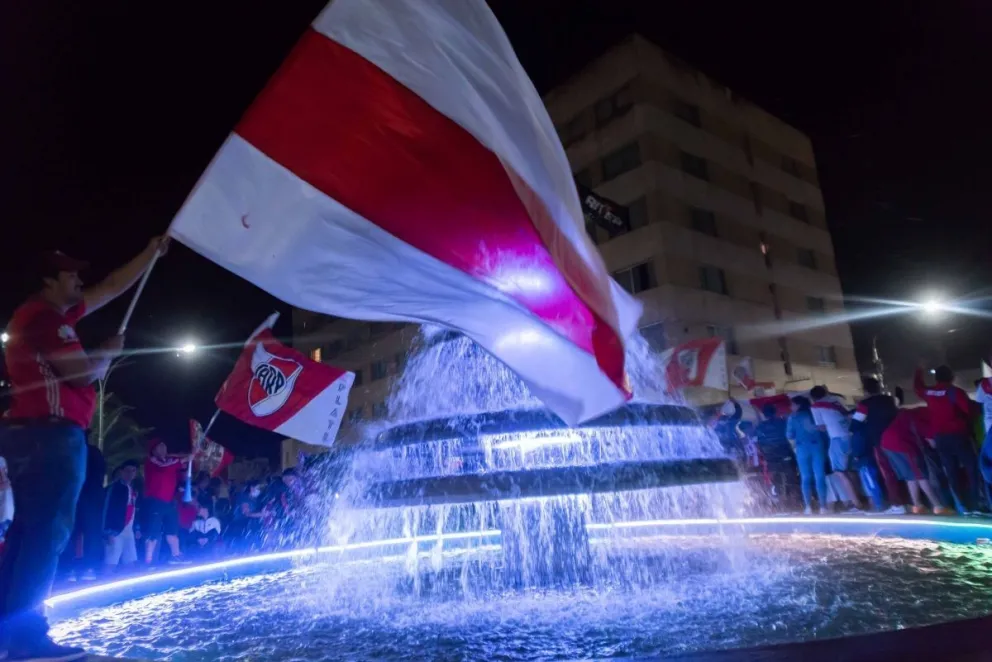 La Fuente Pucará se teñirá de rojo y blanco: ¿Hoy o mañana? 