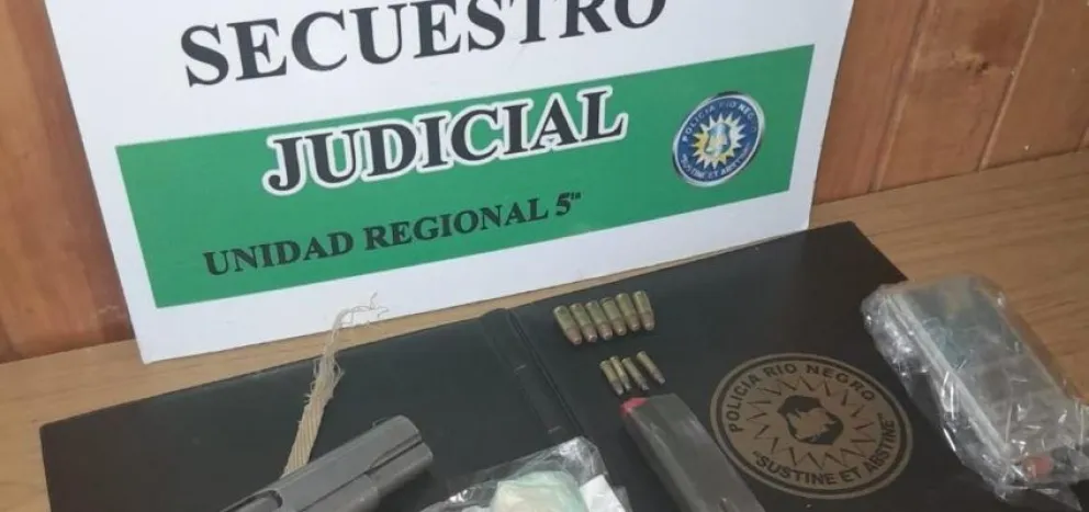 Secuestran armas, drogas y municiones vinculadas a un hecho delictivo