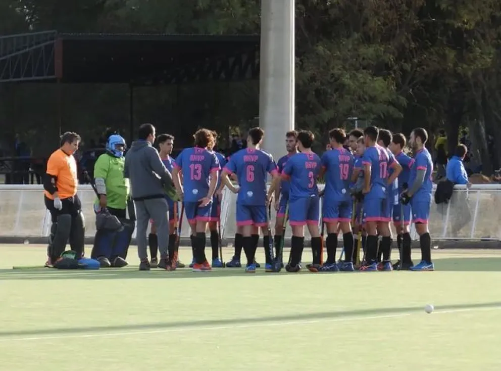 Alejandro León habló de la preparación del plantel masculino de cara al Argentino de Selecciones