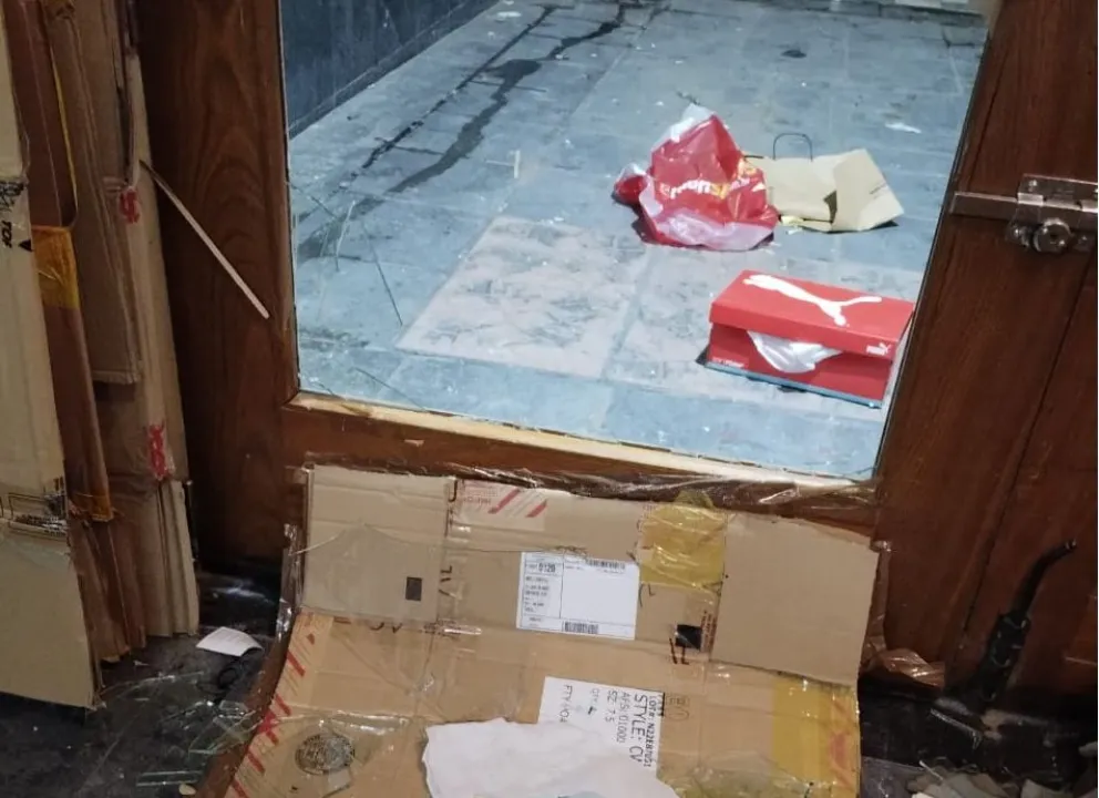 Una cadena de indumentaria deportiva tuvo tres visitas de ladrones en dos meses