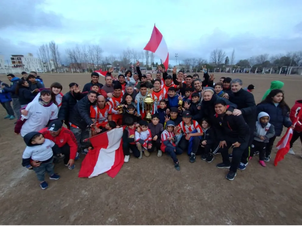 Rampla es el campeón del fútbol de veteranos de Patagones