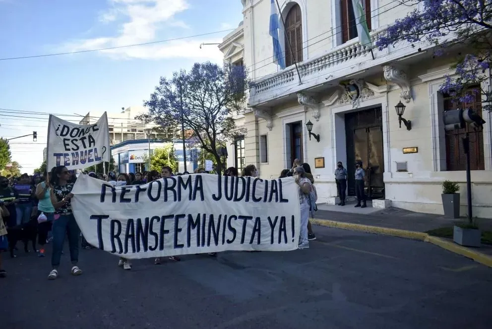 En Río Negro los femicidios no bajan: el Estado falla en la respuesta y protección de las mujeres