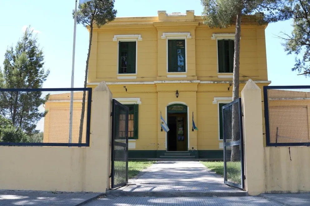 Solicitan urgente intervención en la Escuela 5 de Guardia Mitre