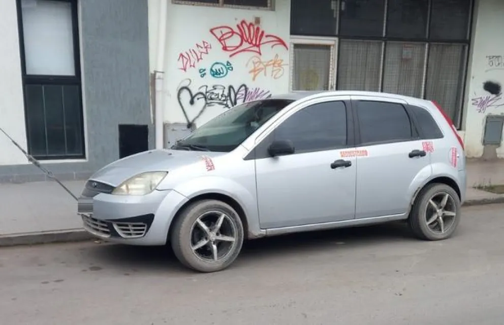 Secuestraron un vehículo en hora pico del tránsito