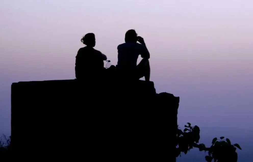 Cuáles son los malos hábitos que tienen en una relación cada signo del zodíaco 