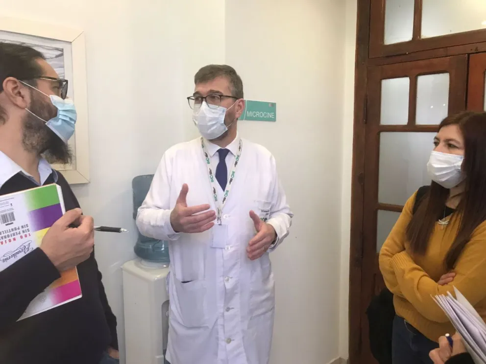 Clínica Viedma busca cubrir las residencias con graduados del Comahue