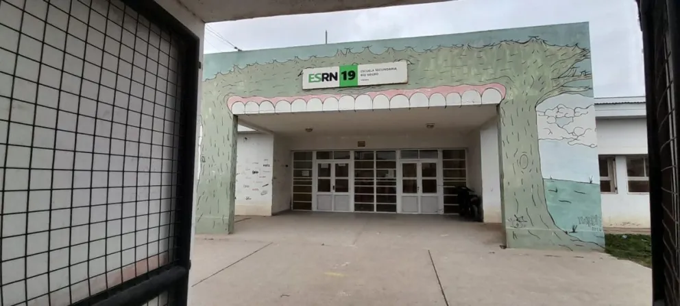 ESRN 19: pidieron formar el Consejo Escolar de Padres con un duro comunicado contra autoridades 