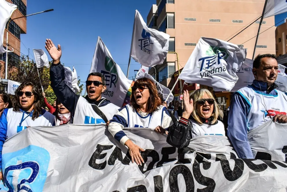 Conflicto emergente: Docentes denuncian pagos atrasados