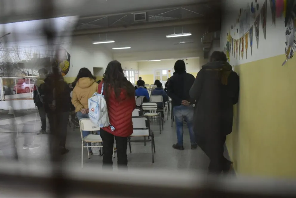 Los padres de la Escuela Secundaria 19 piden seguridad para mandar a sus hijos tranquilos