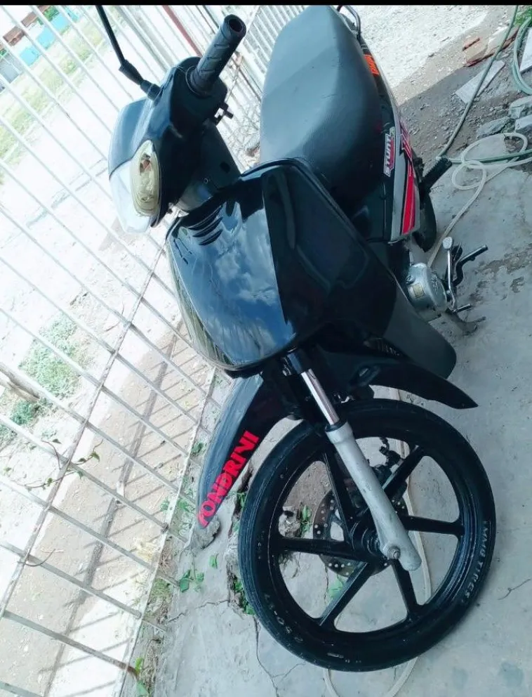 Es la tercer moto que le roban y ahora le piden plata para devolvérsela 
