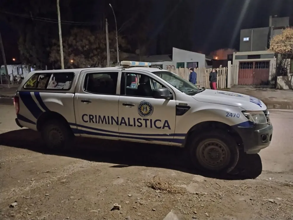 Una persona resultó con una herida en su brazo producto de una discusión de pareja