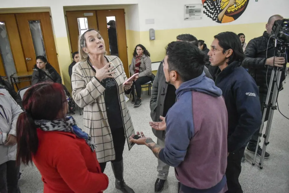Hay pánico en la ESRN 19 donde una decena de docentes tomaron licencia