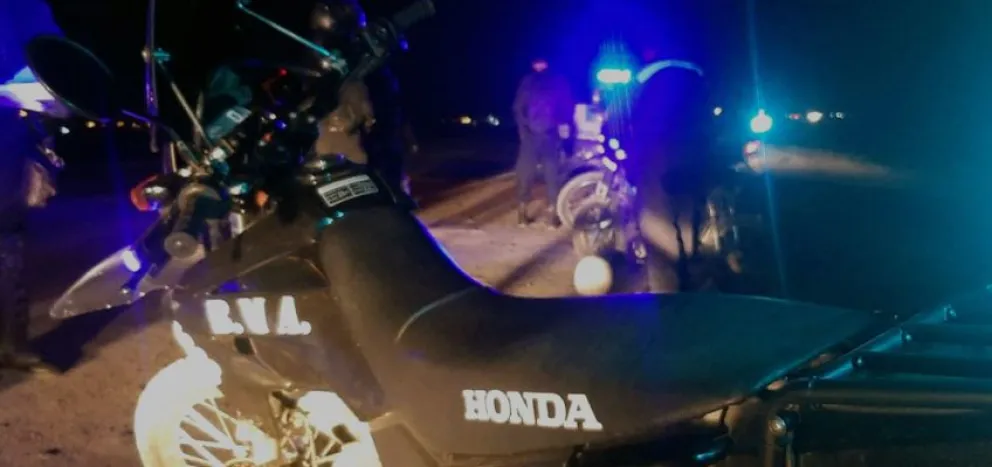 Circulaba por Viedma con una moto con pedido de secuestro de Buenos Aires y se la secuestraron 