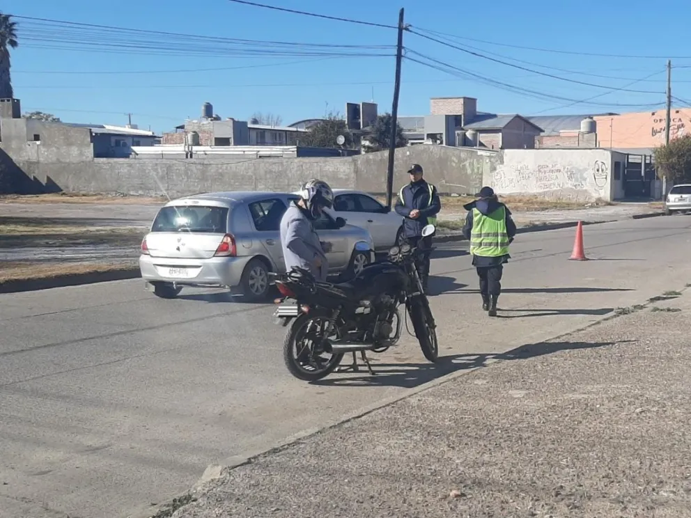 No paran los controles en la vía pública y hay más motos secuestradas
