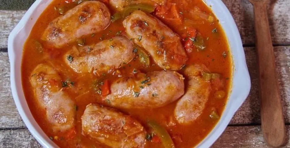 Chorizo a la Pomarola: una receta típica argentina llena de sabor