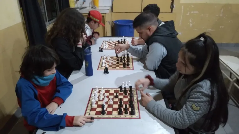 Un torneo de ajedrez para celebrar las infancias