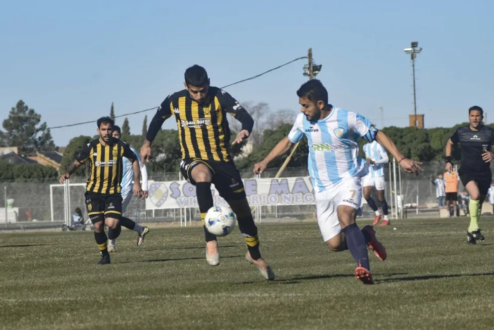 Sol de Mayo recibe a Santamarina en su casa: horario y árbitro para la tercera fecha