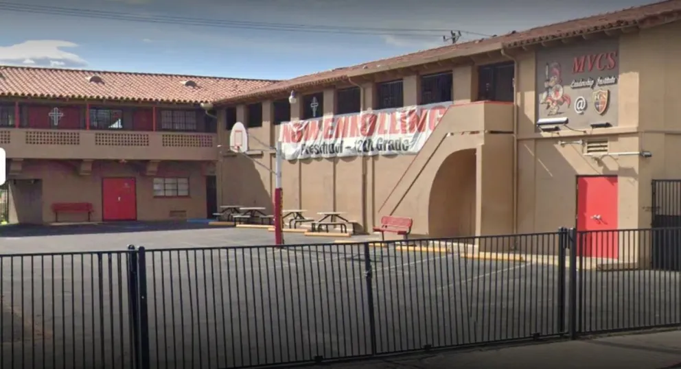 Detuvieron a una profesora acusada de abusar de una alumna durante cuatro años