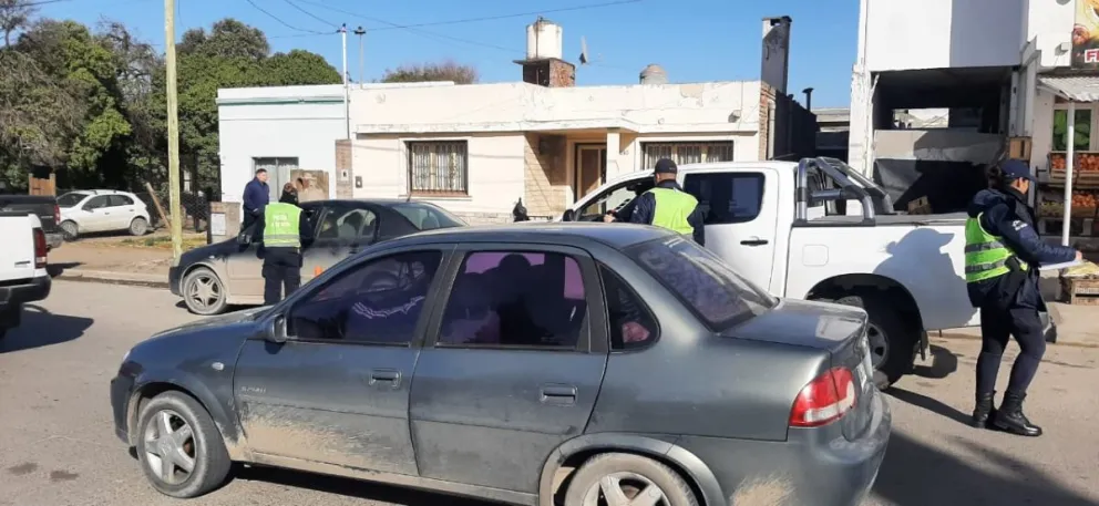 Razzia policial en Viedma: sacan más vehículos de la calle por diferentes irregularidades