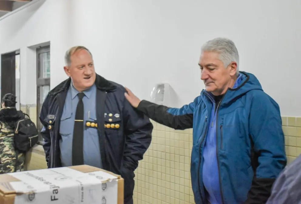 Con Osvaldo Tellería al lado, votó el intendente de Patagones José Zara