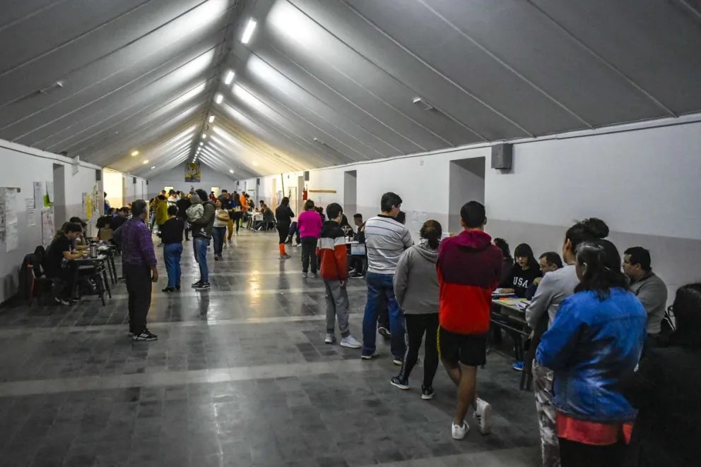 El voto a voto que dio el primer lugar a Milei en Viedma