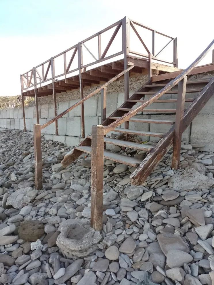 La sudestada también causó estragos en la Bajada de Picoto