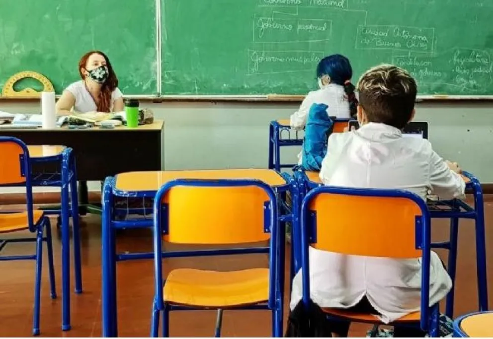 Para limar asperezas, las recetas que se aplican pasan por asamblea de docentes y alumnos