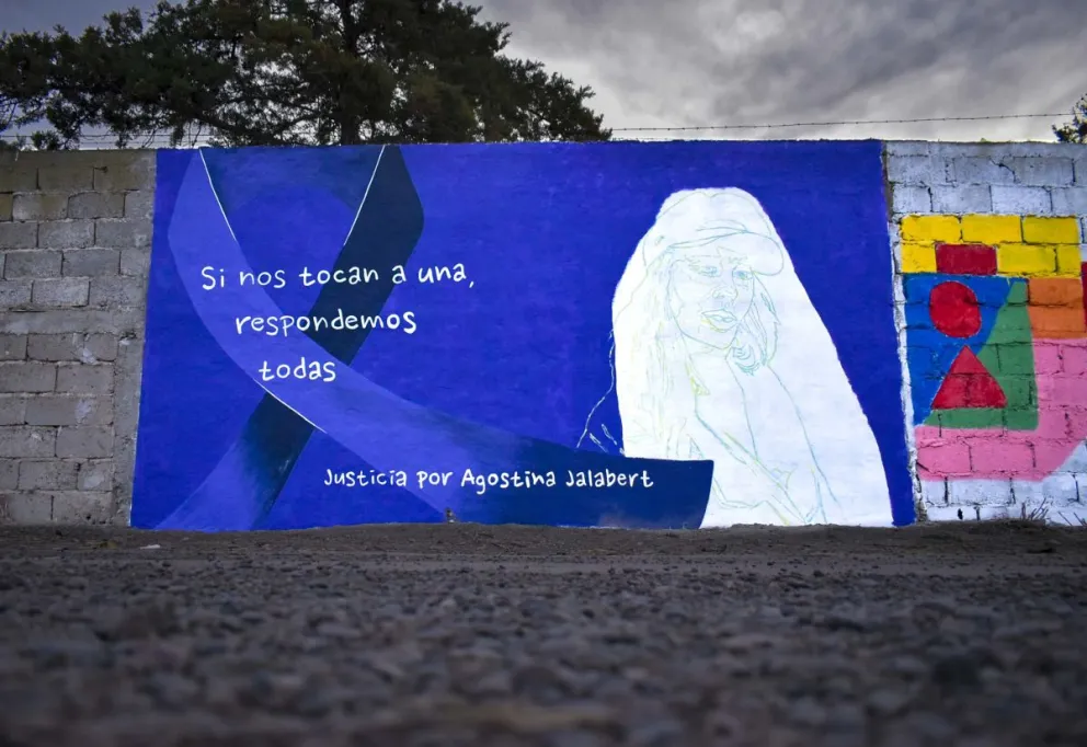 Seis meses sin justicia: se inaugura el mural para recordar a Agostina Jalabert