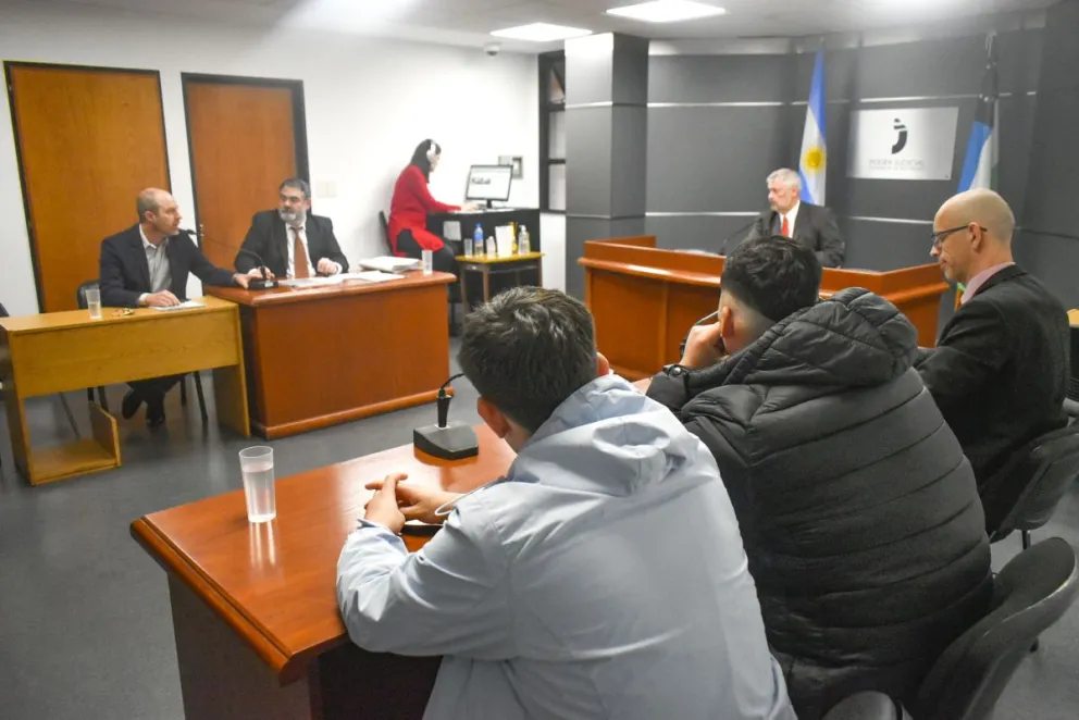 La esposa de Caracciolo les pidió a los Huinca que hablen 