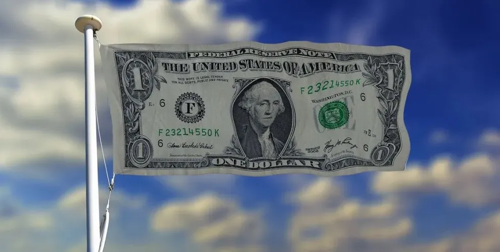 El dólar blue sube otros $50 y roza los $800