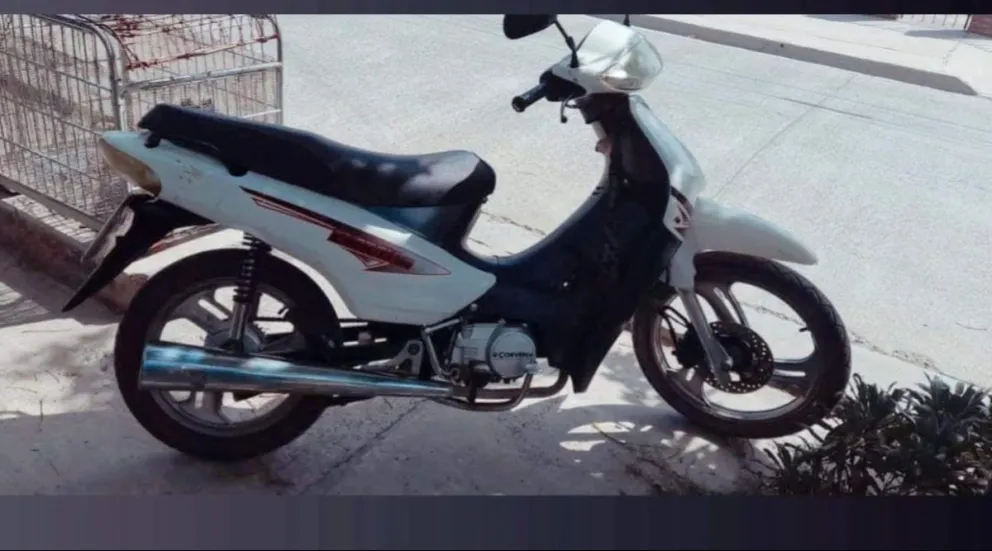 Robaron una moto frente al Sanatorio Austral: los delitos están creciendo al ritmo del dólar