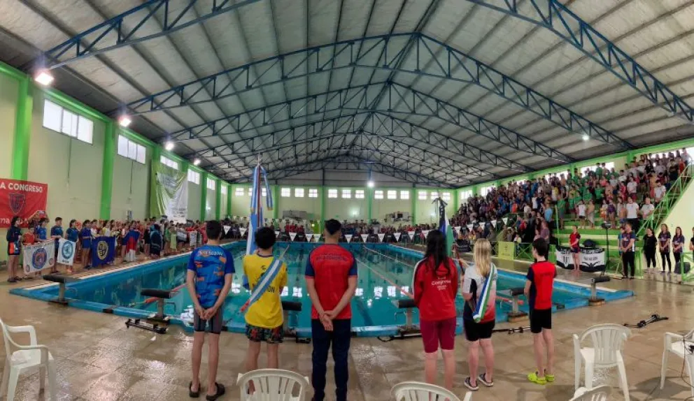 El provincial de natación tuvo su acto de apertura