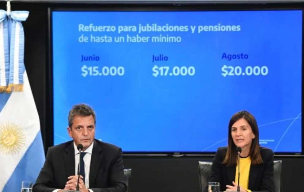El Gobierno Nacional anunciaría un bono para trabajadores en blanco