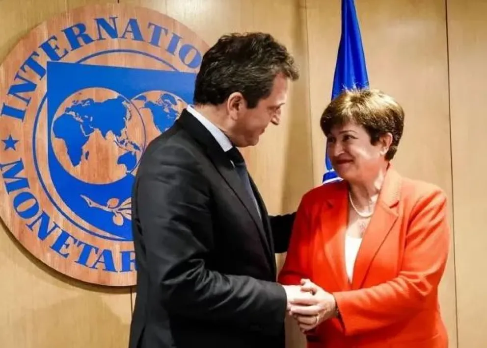 El FMI aprueba millonario desembolso para Argentina