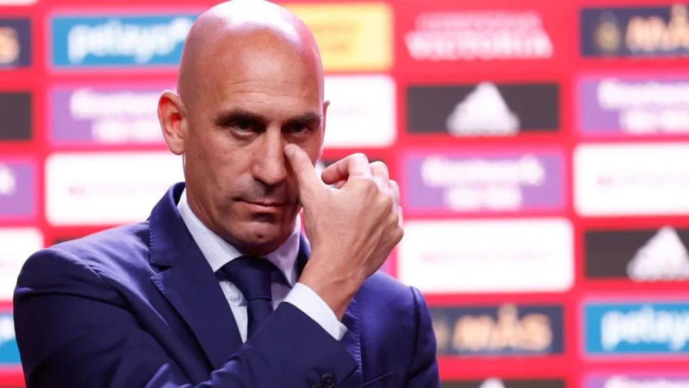Luis Rubiales se niega a renunciar a pesar del escándalo del beso forzado: "No voy a dimitir"