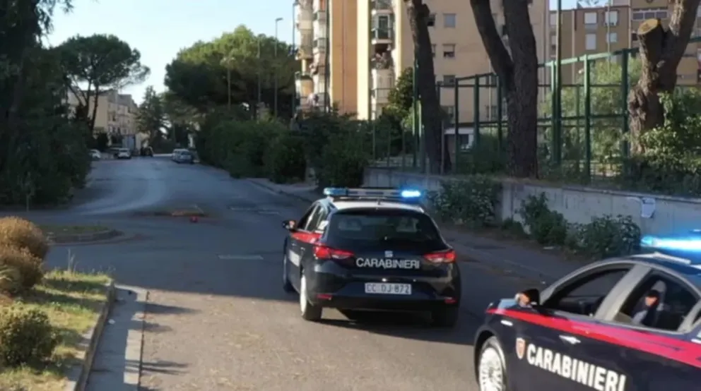 Conmoción en Italia: detienen a seis adolescentes tras violar a sus dos primas de 13 años