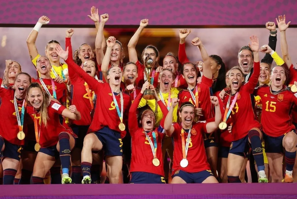 Junto a Jenni Hermoso, 80 jugadoras renunciaron a la Selección Española: “En ningún momento consentí el beso de Rubiales”