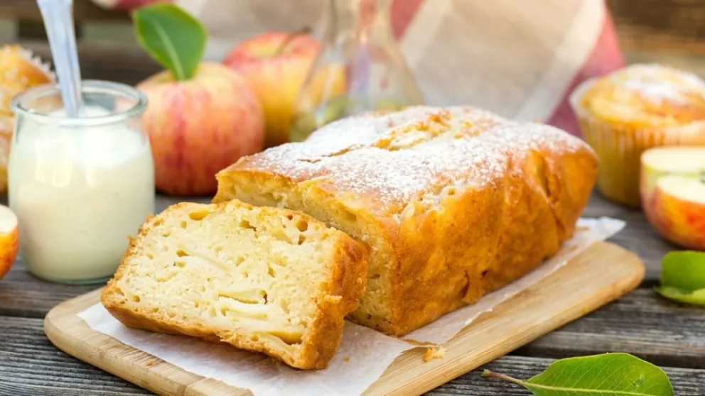 Paso a paso para hacer un budín de manzana perfecto para la merienda